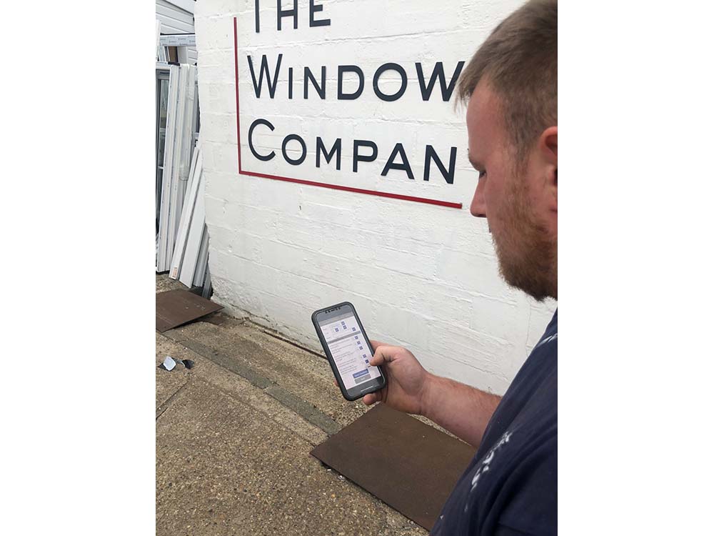 BESPOKE APP PROVIDES LIVE PROJECT UPDATES