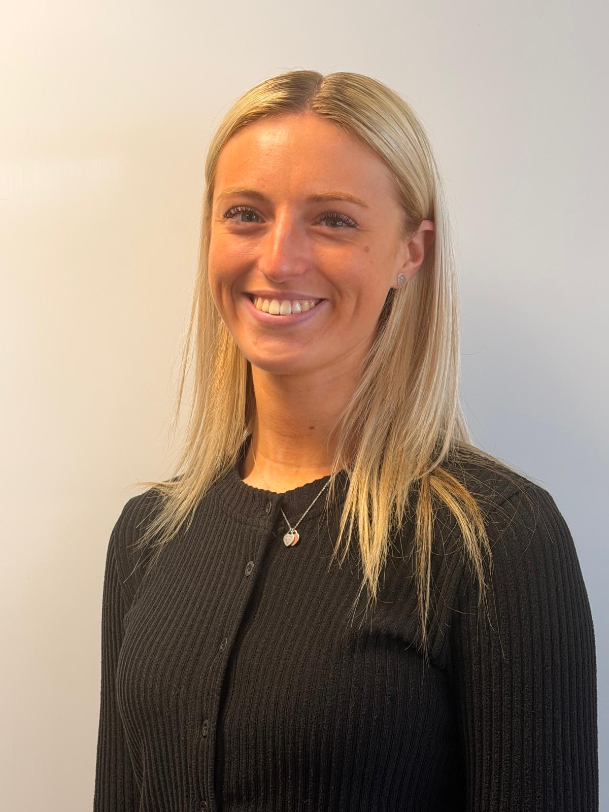 MORE INVESTMENT IN CUSTOMER CARE AT THE WINDOW COMPANY (CONTRACTS)